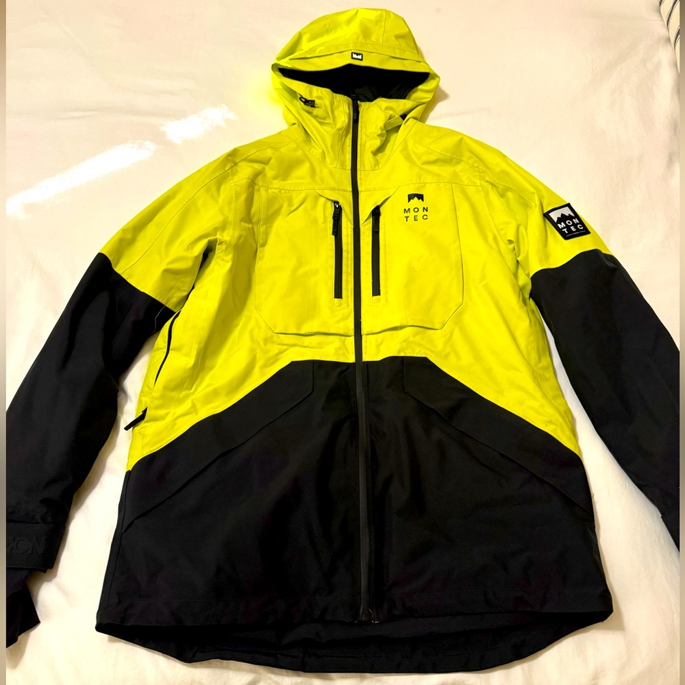 Montec ski/ snowboard jacket